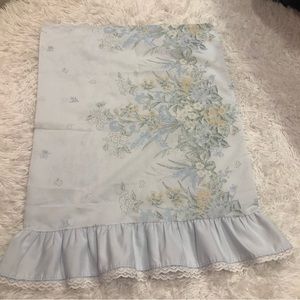 Springmaid Vintage Floral Lace Ruffle Pillowcase